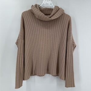 Central Park West cashmere turtleneck sweater size xs